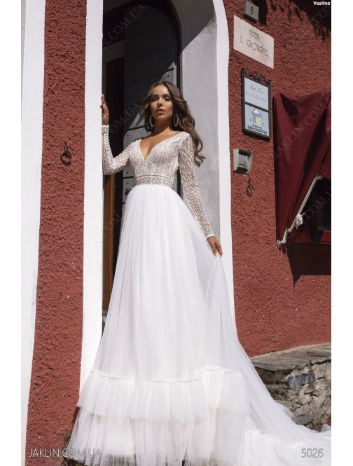 Wedding dress 5026