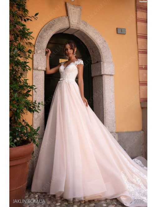 Wedding dress 5036