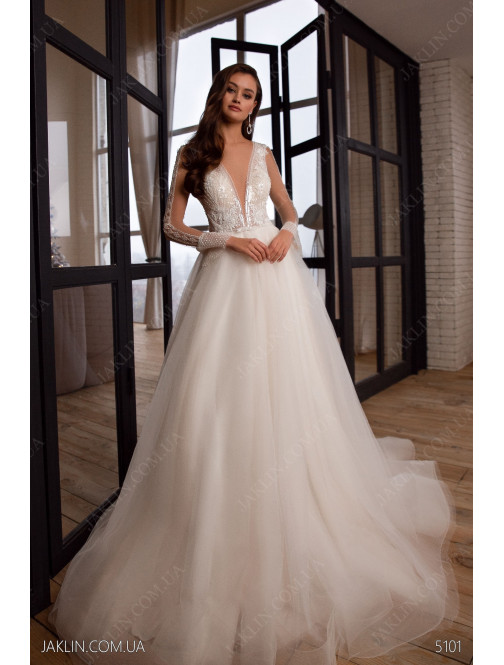 Wedding dress 5101