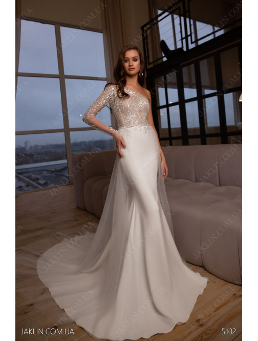 Wedding dress 5102