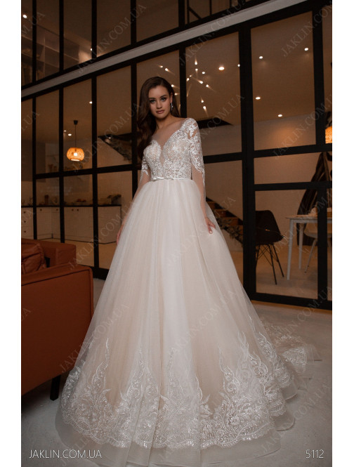 Wedding dress 5112